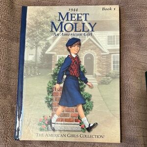 American Girl Meet Molly
